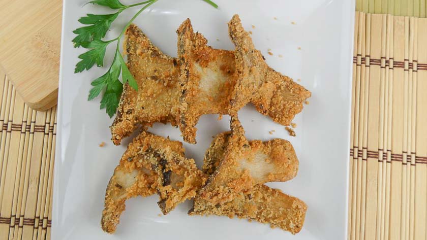 Cotolette di funghi cardoncelli impanati e fritti