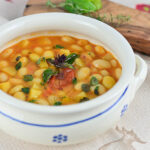 Zuppa di fagioli freschi (detti anche cicci)