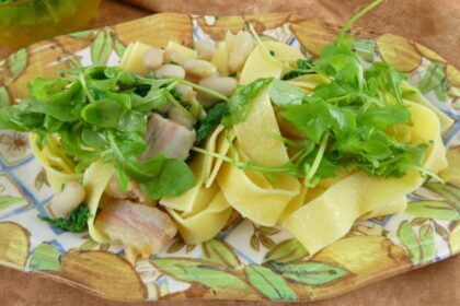 Pasta con rucola e fagioli cannellini primo piatto cremoso e saporito