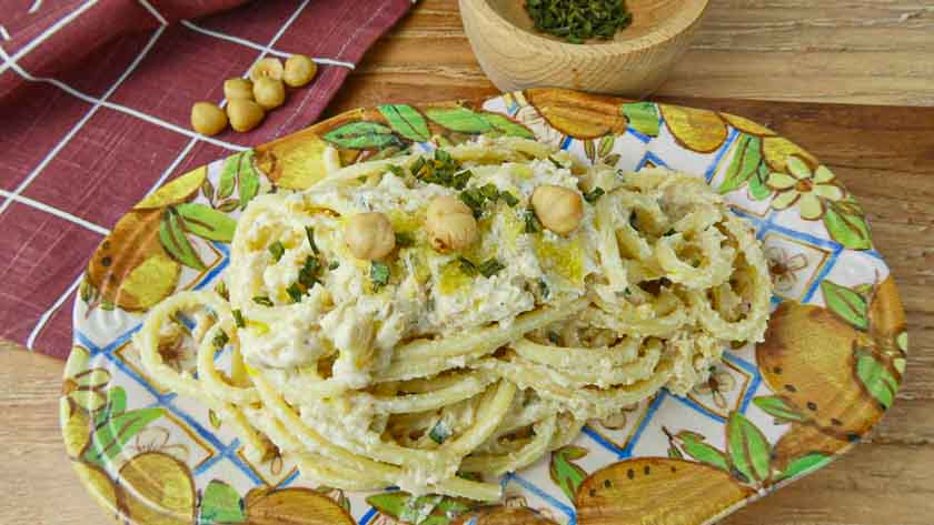 Bucatini alle nocciole cremosi senza lattosio