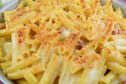 Pasta al forno semplice con besciamella e prosciutto (ricetta veloce per principanti)