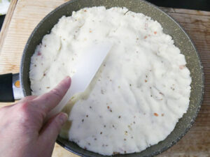 impasto pizza granone ionna in padella con sugna